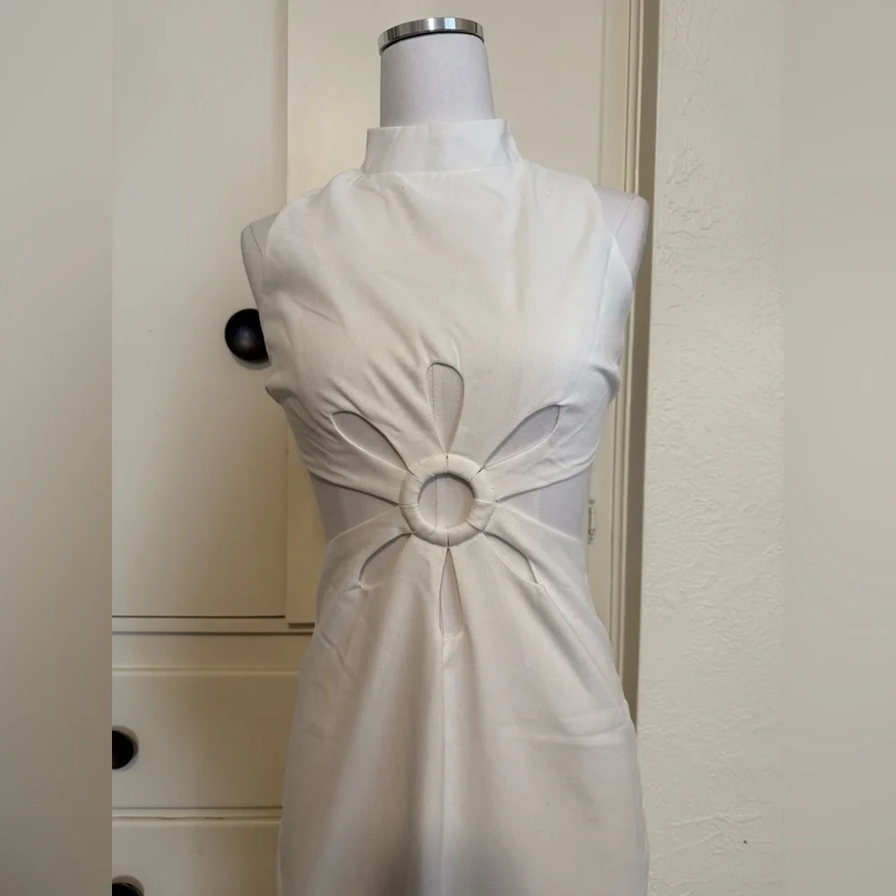 NWT Tropical White Flower Cut-Out Maxi Midi Dress - Picture 7 of 9